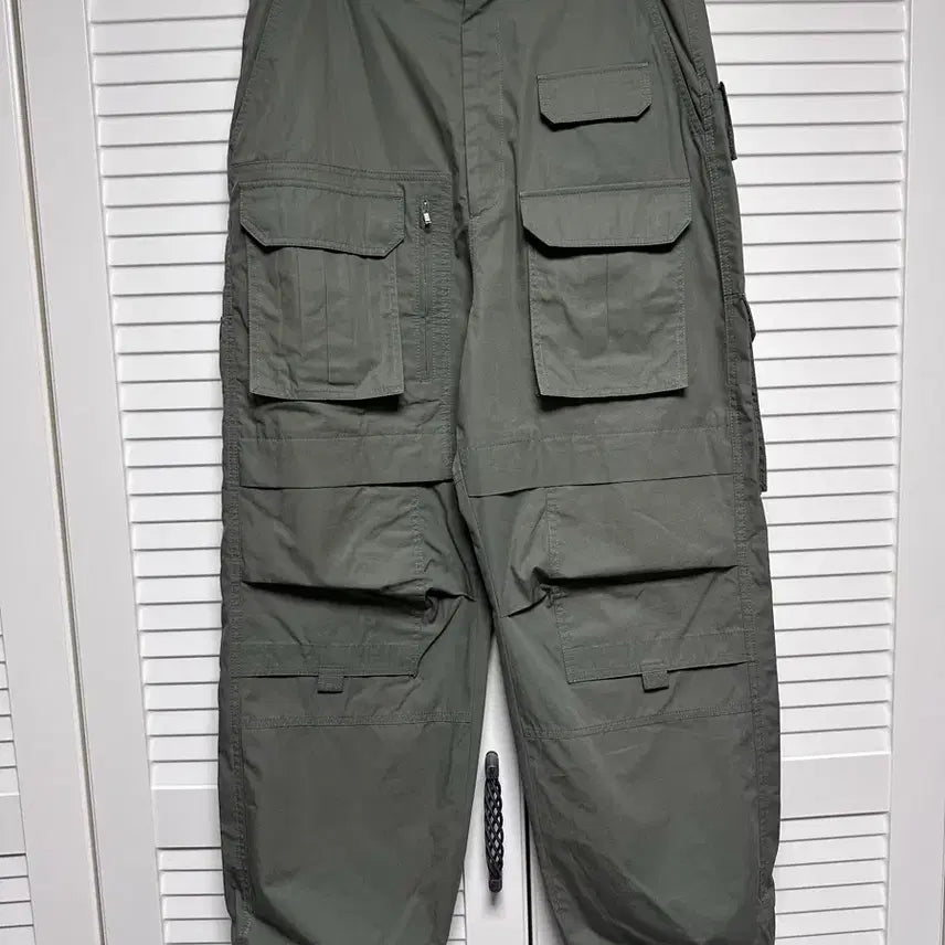 [BUNJANG] Juun.J Multi Cargo Pants Khaki / 준지 juunj / 준지 멀티 카고 팬츠 카키