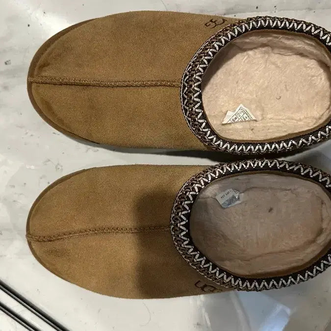 [BUNJANG] UGG Tasman Slipper Size 260 / 어그 타스만 슬리퍼 260