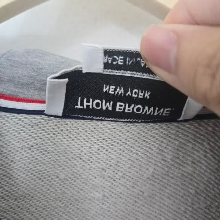 [BUNJANG] Thom Browne Hoodie Zip-up Diagonal Stripe 4 / 톰브라운 후드집업 사선완장 4사이즈