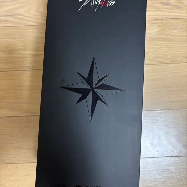 [BUNJANG] Stray Kids Compass Bong Ver.2 / 스트레이키즈 나침봉 Ver.2