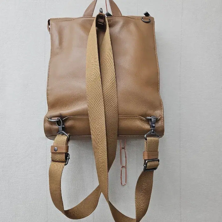 [BUNJANG] Mandarin Duck Leather Backpack / 만다리나덕  가죽백팩