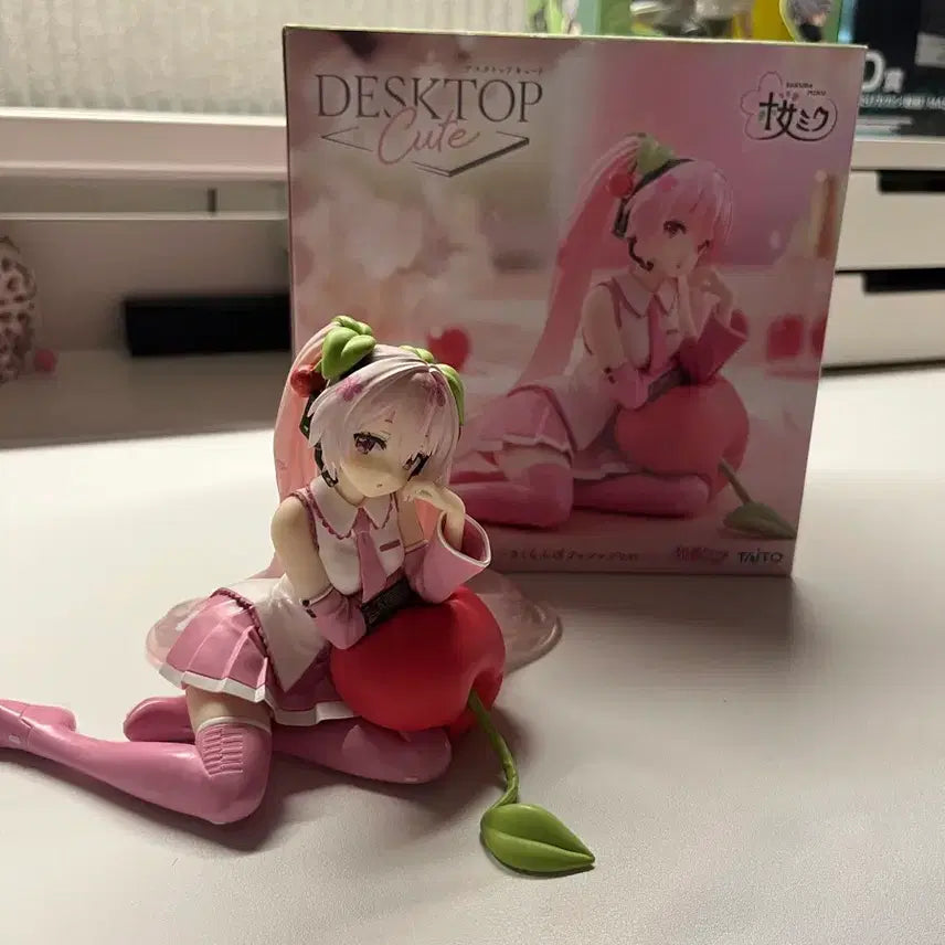 [BUNJANG] Sakura Miku Desktop Figure / 사쿠라 미쿠 데스크탑 피규어