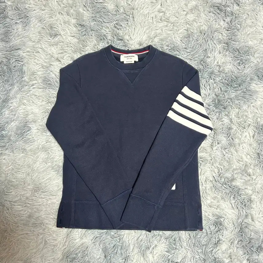 [BUNJANG] Thom Browne Striped Armband Sweatshirt Navy / 톰브라운 사선완장 맨투맨 네이비