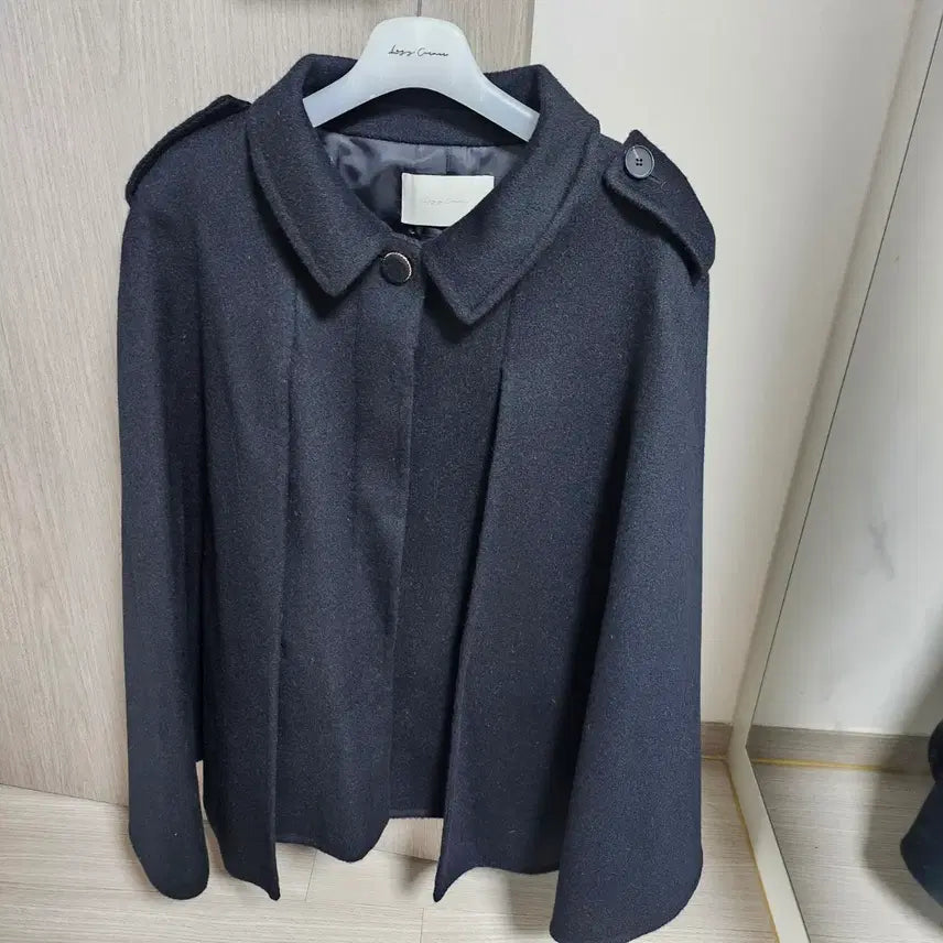 [BUNJANG] Lazy Corner Cape Coat / 레이지코너 케이프 코트