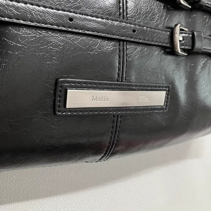 [BUNJANG] Matinkim Belted Strap Shoulder Bag / 마뗑킴 벨티드 스트랩 숄더 백