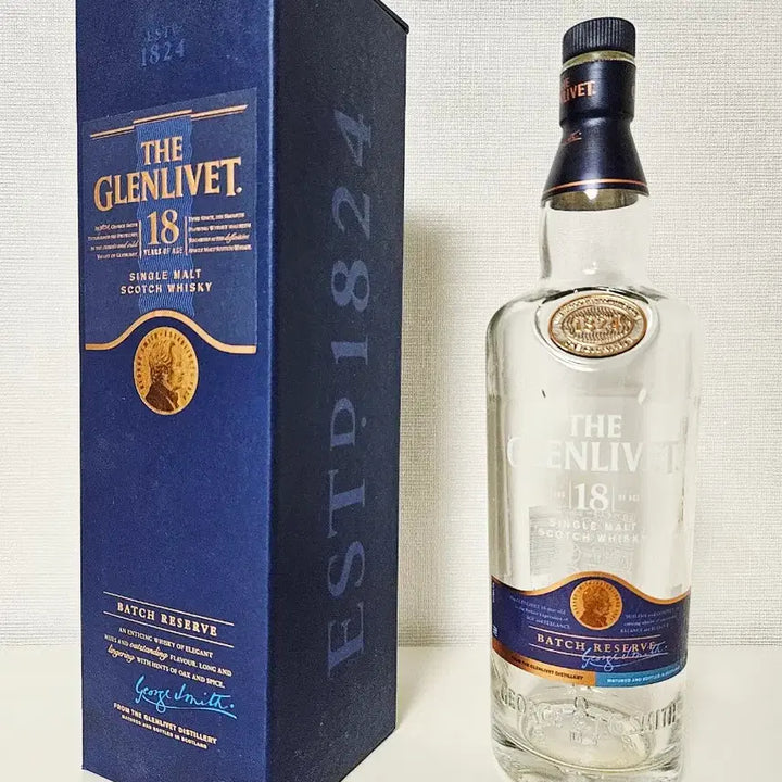 [BUNJANG] The Glenlivet 18 Year Old Whisky Empty Bottle with Case / 더글렌리벳 18년산 양주 위스키 공병 빈병 술병