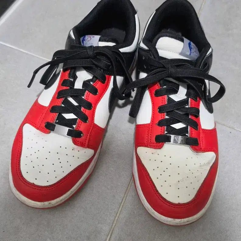 [BUNJANG] Nike Dunk Low NBA 75th Anniversary Chicago Bulls / 나이키 덩크 로우 NBA 75주년 시카고 270팔아요