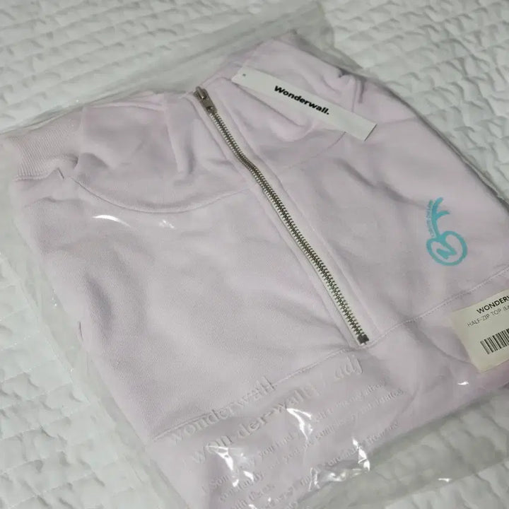 [BUNJANG] ONF Wonderwall HALP Zip-Up Hoodie Lavender FREE Size / [미개봉 새상품] 온앤오프 원더월 반집업 라벤더 FREE