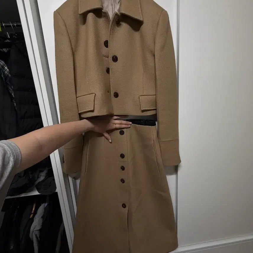 [BUNJANG] Recto Virgin Wool Crop Jacket Beige / 렉토 버진 울 크롭 자켓 베이지