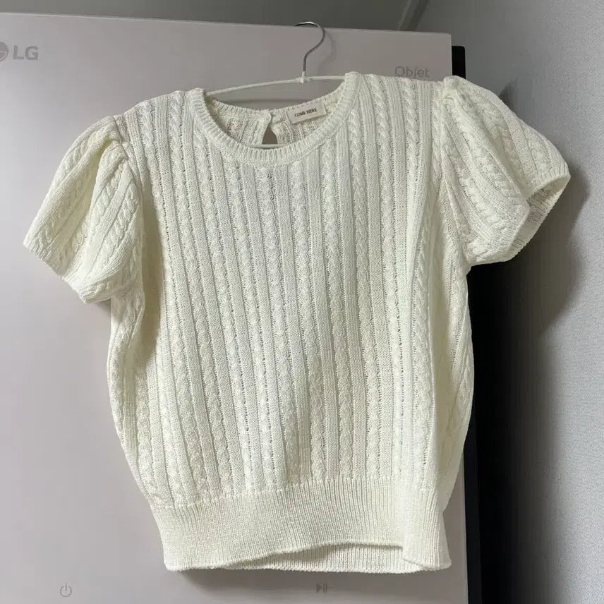 [BUNJANG] Come Here Short Sleeve Knit / 컴히얼 반팔 니트
