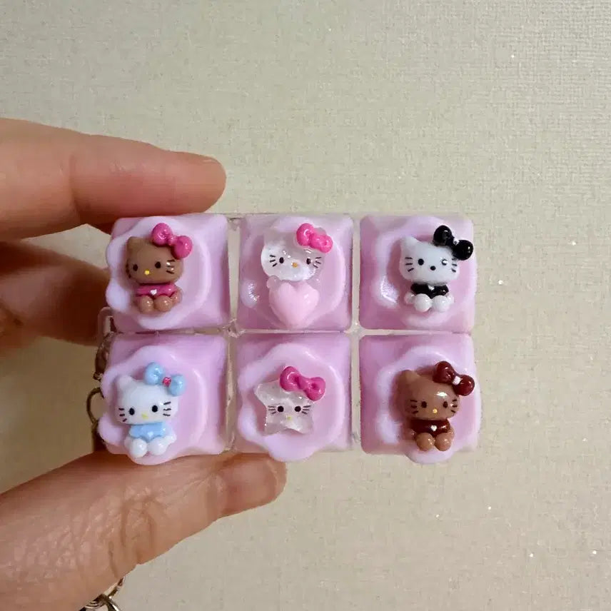 [BUNJANG] Handmade Kitty Character Keycap Keychain / 키티 캐릭터 키캡 키링