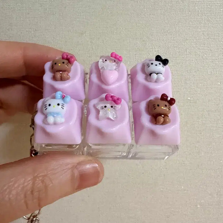 [BUNJANG] Handmade Kitty Character Keycap Keychain / 키티 캐릭터 키캡 키링