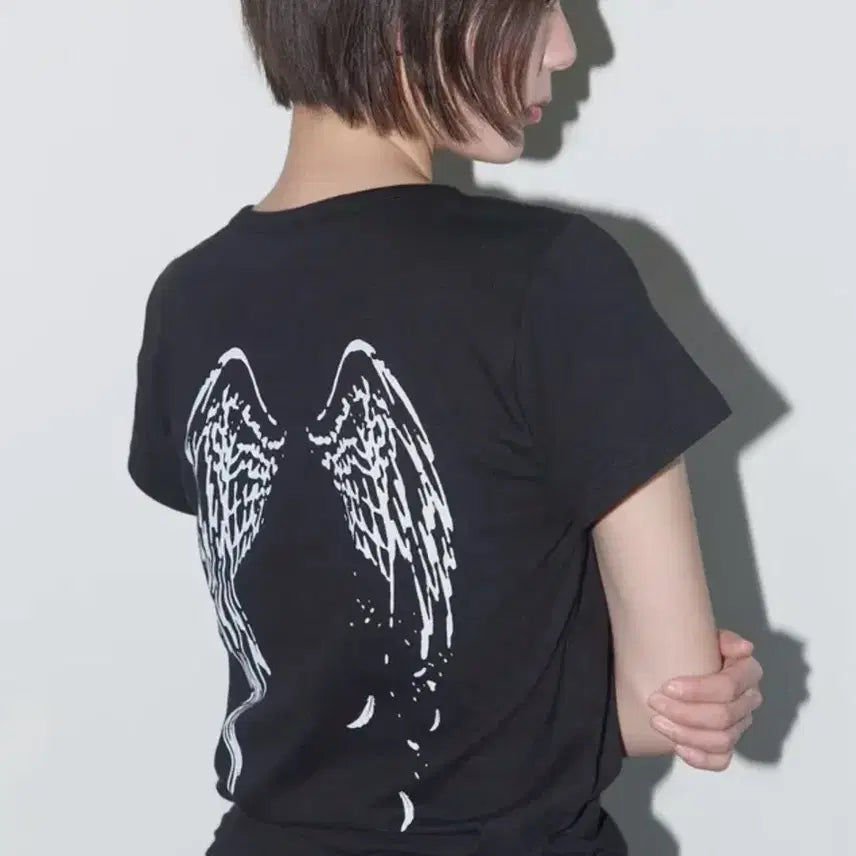 [BUNJANG] Fancy Club Reverse of Heaven Crop Top / 팬시클럽 리버스 오브 헤븐 크롭티