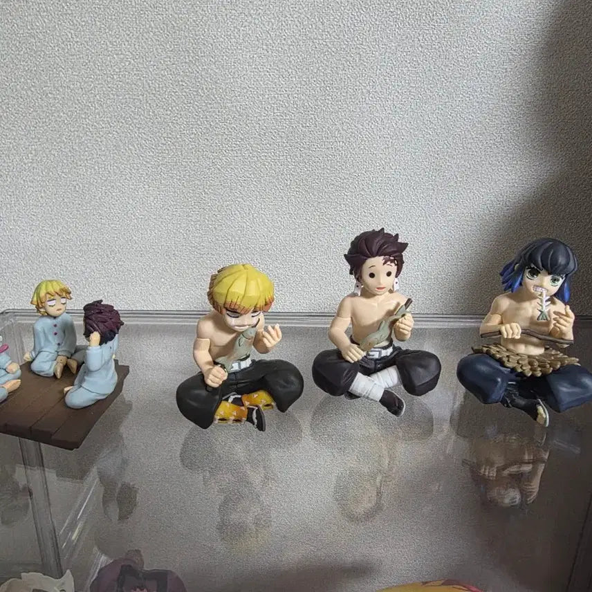 [BUNJANG] Demon Slayer Tanjiro, Inosuke, Zenitsu Bundle / (희귀)귀멸의칼날 탄지로 이노스케 젠이츠