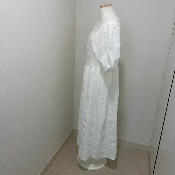 [BUNJANG] White Long Dress Puff Sleeve Square Neck / 화이트 롱 원피스 퍼프소매 스퀘어넥