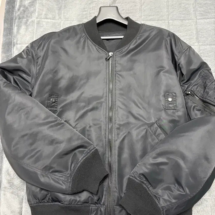 [BUNJANG] Spectator x NeurinYangban MA-1 Jacket / 스펙테이터 느린양반 MA-1