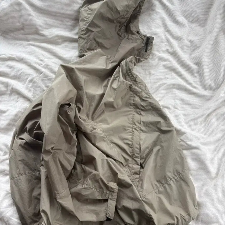 [BUNJANG] Goldwin Ripstop Windbreaker / 골드윈 립스탑 바람막이