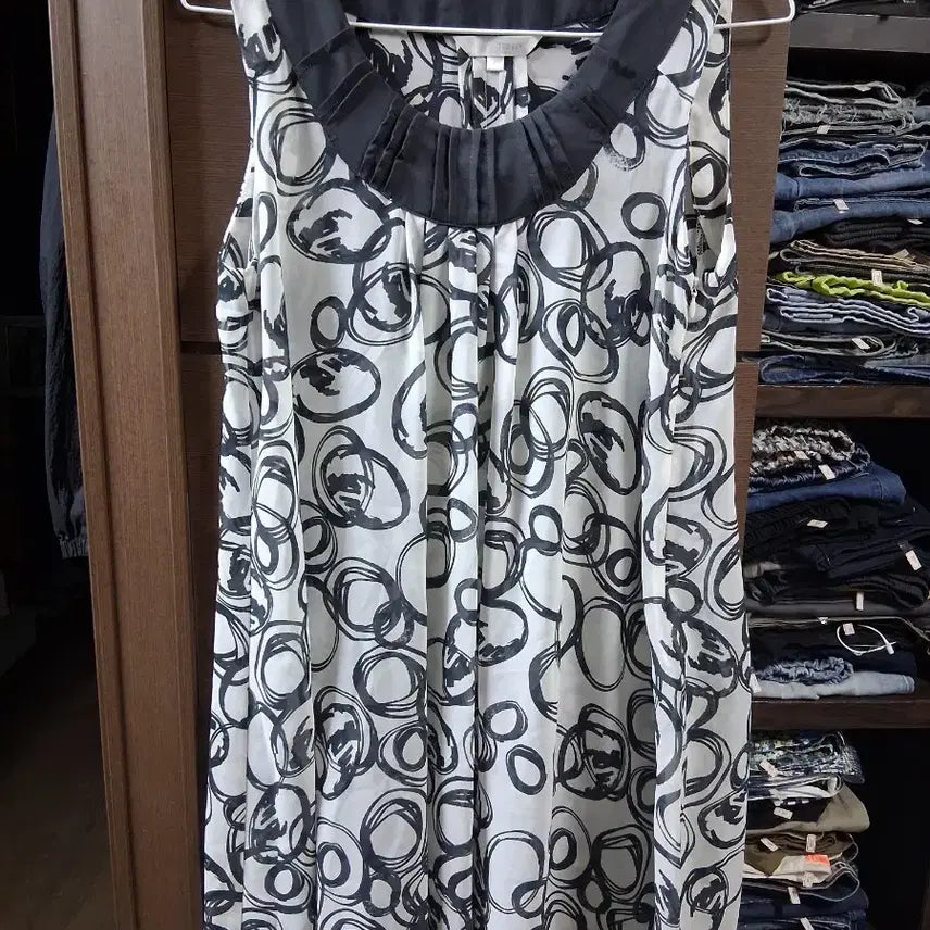 [BUNJANG] Tomboy Pattern Sleeveless Maxi Dress (One Size) / TOMBOY  패턴 나시 원피스(프리사이즈)