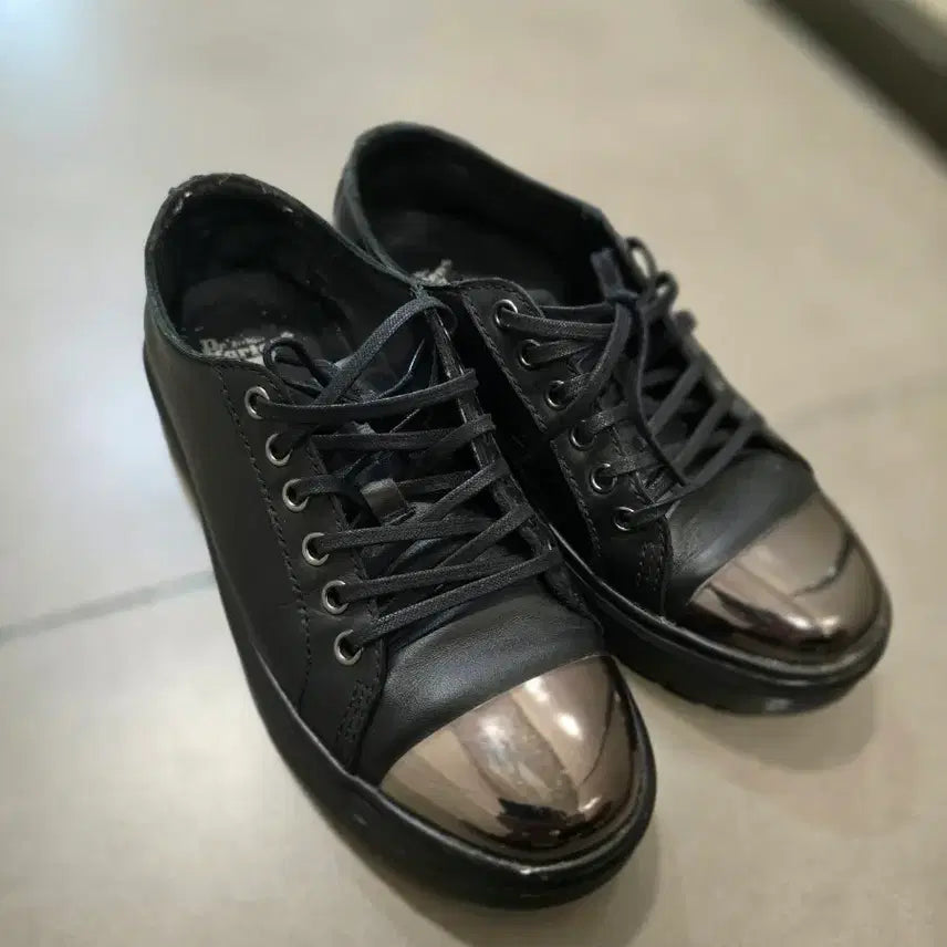[BUNJANG] Dr. Martens Alexei Black Leather Shoes / 닥터마틴 알렉세이 블랙 (240~250)