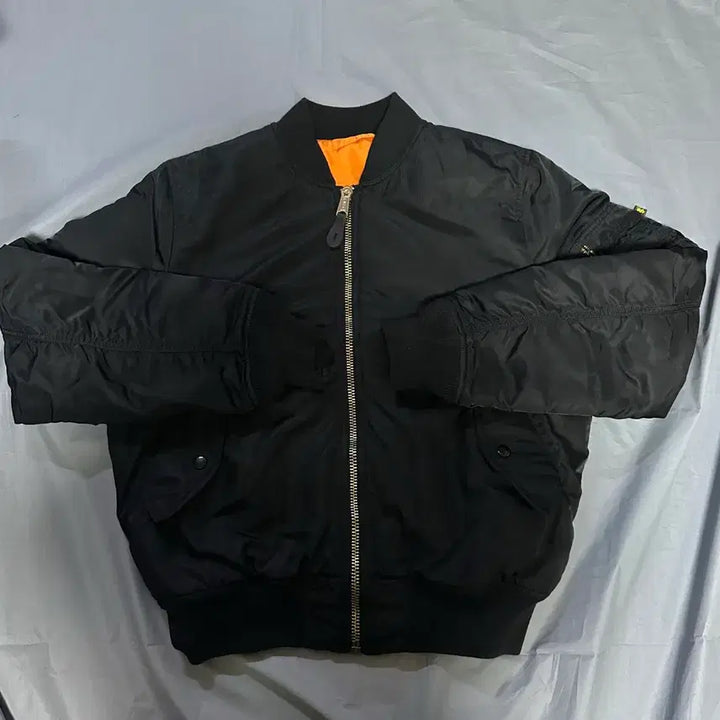 [BUNJANG] Alpha Industries MA-1 Bomber Jacket Black Slim Fit / 알파인더스트리 ma-1 항공자켓 블랙 슬림핏