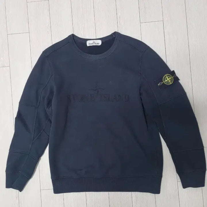 [SOLD OUT] 스톤아일랜드 맨투맨 티셔츠