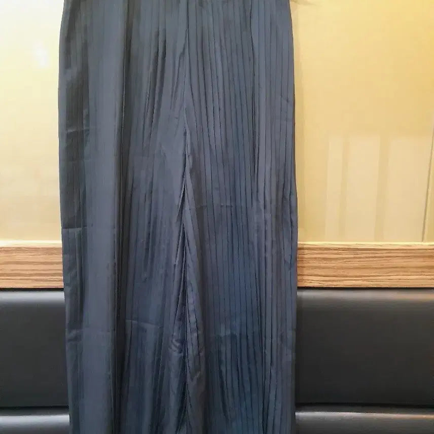 [BUNJANG] Black Pleated Wide Banding Pants / 블랙 플리츠 와이드 밴딩 팬츠