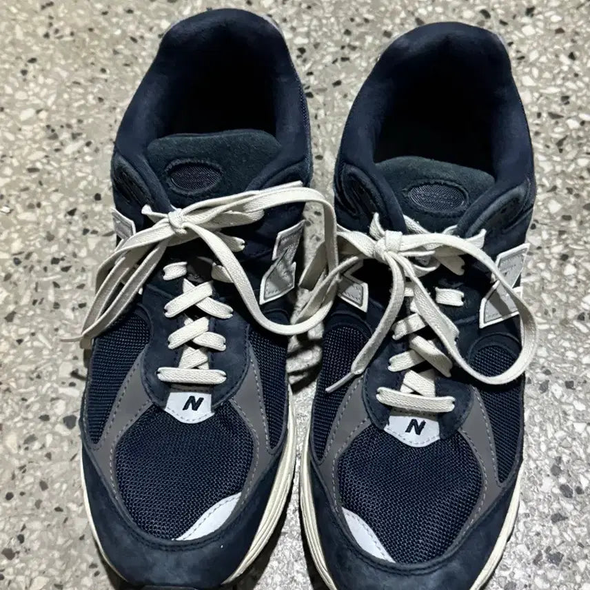 [BUNJANG] New Balance 2002R Eclipse/Castle Rock Sneakers (280mm) / 뉴발란스 2002R 이클립스 캐슬락 280