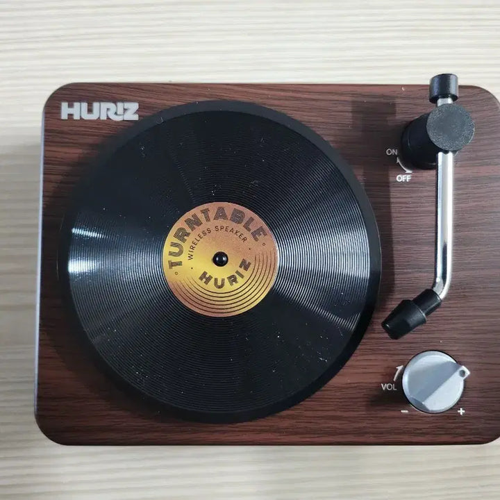 [BUNJANG] Hyurize Retro Mini Turntable Bluetooth Speaker / 휴라이즈 레트로 미니 턴테이블 블루투스 스피커