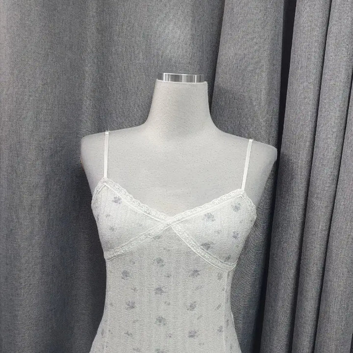 [BUNJANG] Floria Innocent Camisole / 플로리아 청순 캐미솔