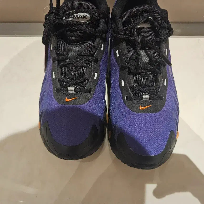 [BUNJANG] Nike Air Max DN8 Sneakers / 나이키 에어맥스 DN8 새상품 260