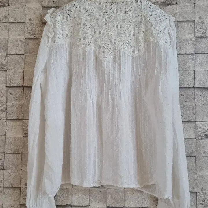 [BUNJANG] Zara Embroidered Lace Cotton Blouse / 자라 자수레이스 면블라우스