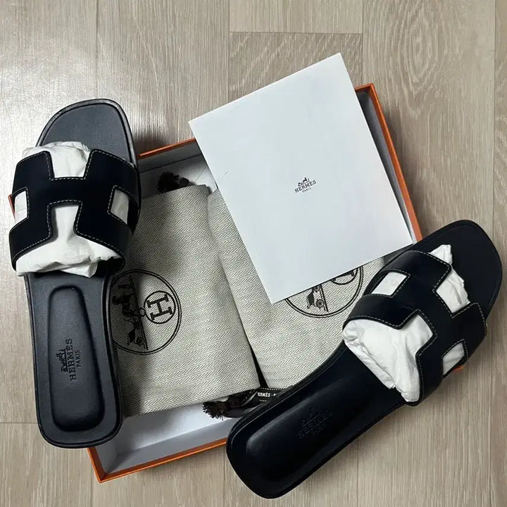 [BUNJANG] Hermes Oran Sandals Black / 에르메스 오란 블랙