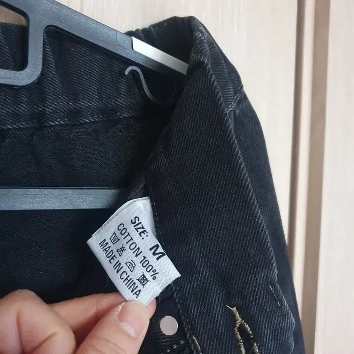 [BUNJANG] Black Denim Semi-Wide Pants (Size M) / (새상품) 블랙 데님 팬츠 M사이즈_여성 흑청 쎄미 와이드 바지