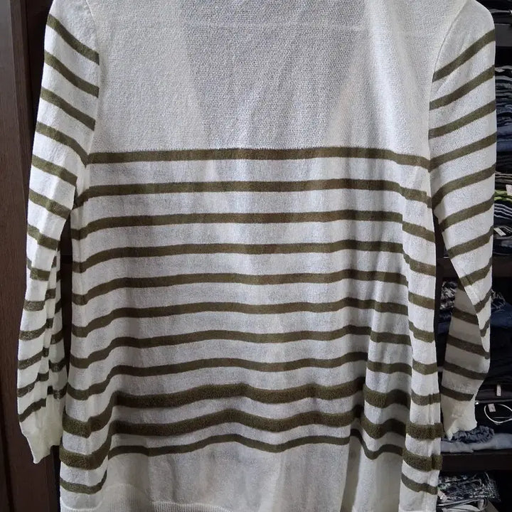 [BUNJANG] EnC Stripe V-Neck Cardigan / EnC 스트라이프 브이넥 가디건(55)