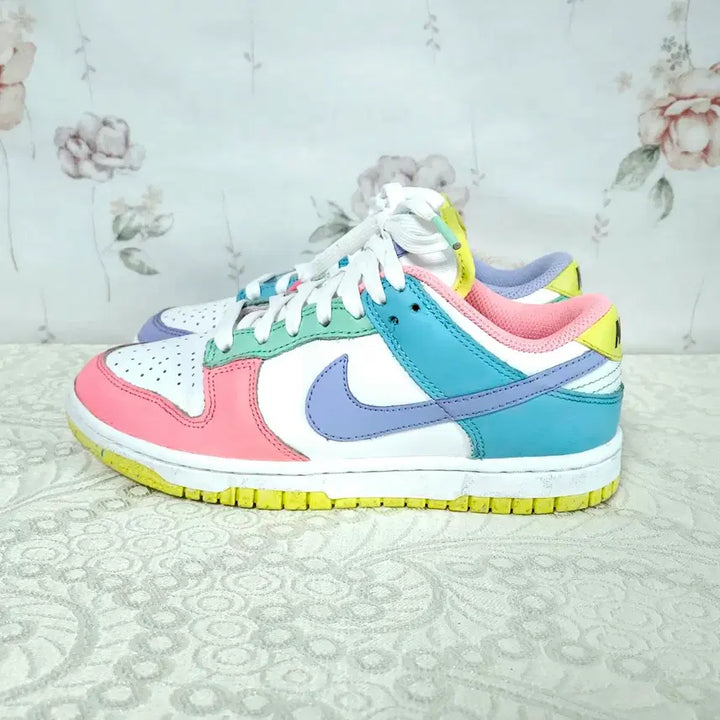 [BUNJANG] Nike Dunk Low SE Candy Sneakers (225) / 225) 나이키 덩크 로우 SE 캔디 스니커즈