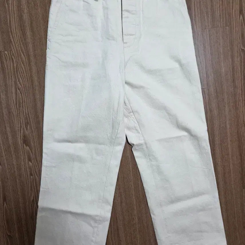 [BUNJANG] MBBCA White Chino Trousers Size 34 / 엠비비카 화이트 치노 트라우저 34