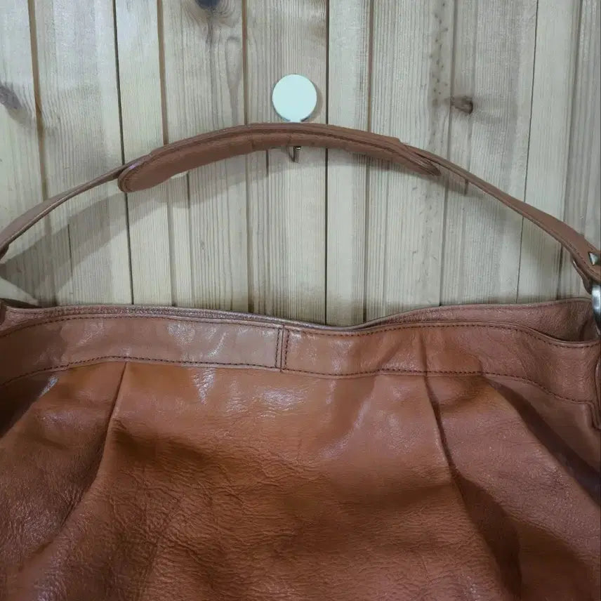 [BUNJANG] Louis Quatorze Two-Tone Leather Hobo Bag / 루이까또즈 토트백 숄더백 투톤레더 호보백