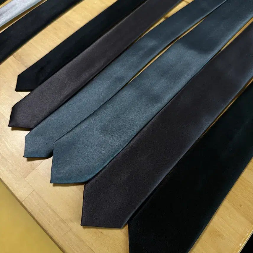 [BUNJANG] Dior Tom Ford Style Slim Necktie / 디올 톰포드 스타일 슬림 넥타이