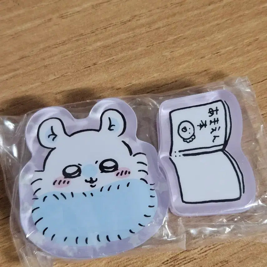 [BUNJANG] Chiikawa Momonga Gacha Toy / 치이카와 모몽가 모몬가 가챠 판매