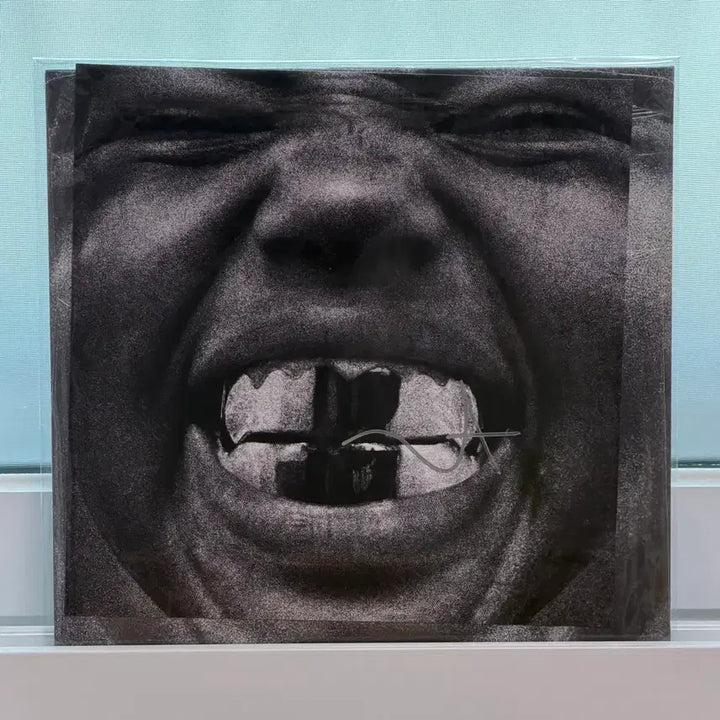 [BUNJANG] Kanye West Bully Signed LP / 칸예 BULLY 싸인LP (공홈 정품 미개봉)