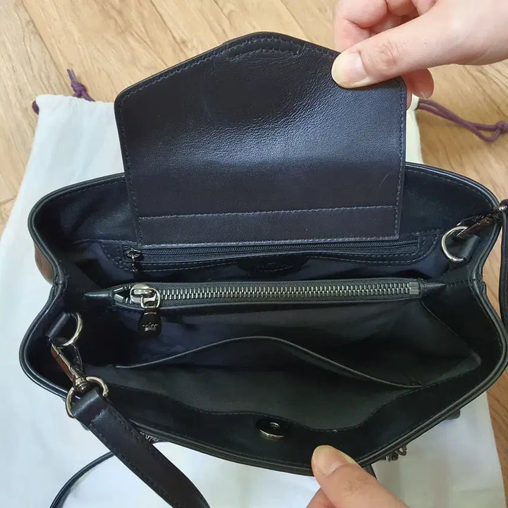 [BUNJANG] J.estina Black Tote Bag / 제이에스티나 블랙 토트백