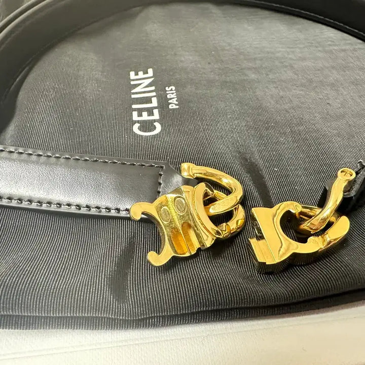 [BUNJANG] Celine Gold Buckle Adjustable Belt / Celine 금장 버클 조절형 벨트
