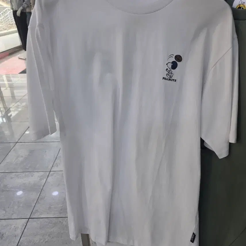 [BUNJANG] Snoopy T-Shirt Set (2 Pieces) / 스누피티셔츠2장
