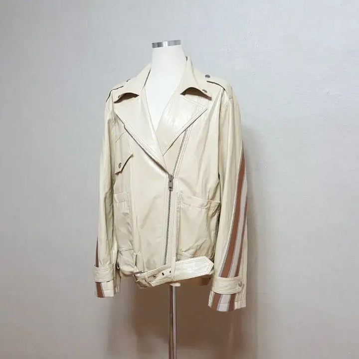 [BUNJANG] Samsung B E E C A R Oversized Premium Faux Leather Jacket / 삼성물산 비이커 공용 오버핏 고급 인조가죽자켓 165이하 여77/남95