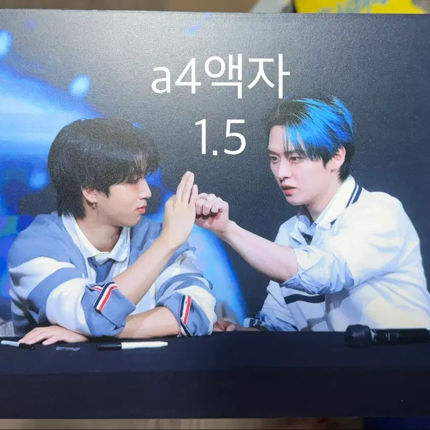 [BUNJANG] Stray Kids A4 Frame / Stray Kids 스키즈 A4 액자