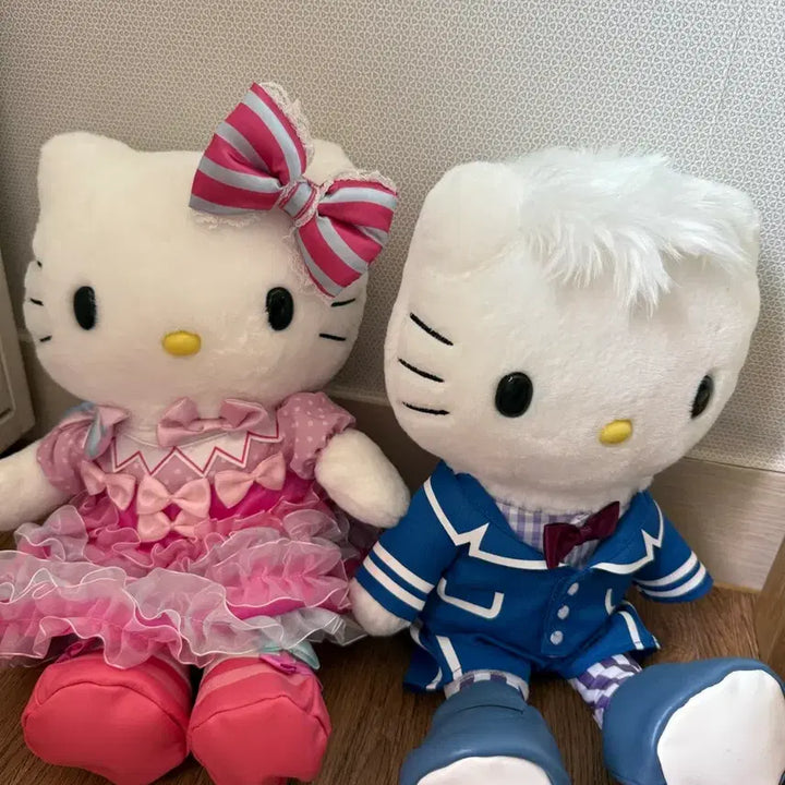 [BUNJANG] Hello Kitty Daniel Couple Dolls / 헬로키티 다니엘 커플 인형