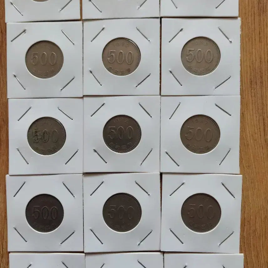 [BUNJANG] 1982 500 Won Coin Bundle (15 pcs) / 1982년 500원 동전17개