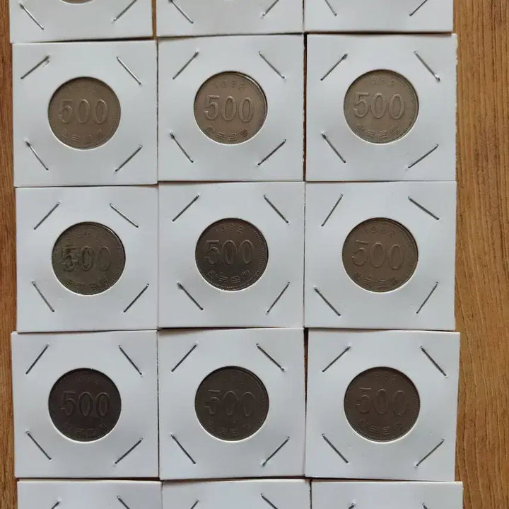 [BUNJANG] 1982 500 Won Coin Bundle (15 pcs) / 1982년 500원 동전17개