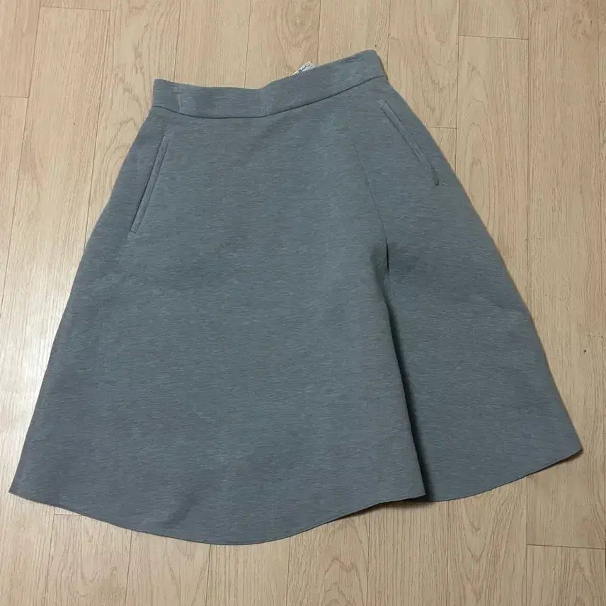[BUNJANG] DEWL Grey Flare Midi Skirt / 듀엘 그레이 플레어 미디 스커트