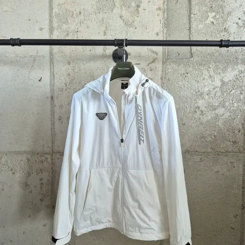 [BUNJANG] Dynafit Windbreaker Jacket (Size M) / 다이나핏  바람막이 자켓(M